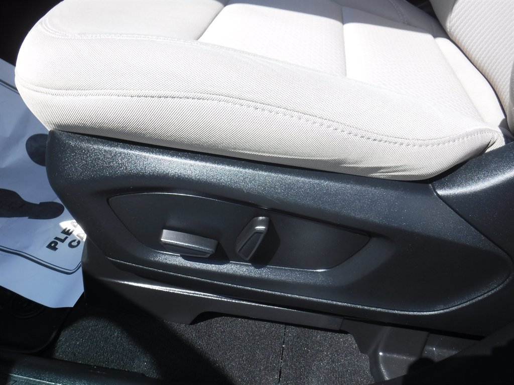 Used 2020 Ford Explorer 2WD image 14