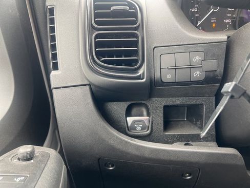 Used 2025 RAM ProMaster 2500 w/ Safety Group image 19