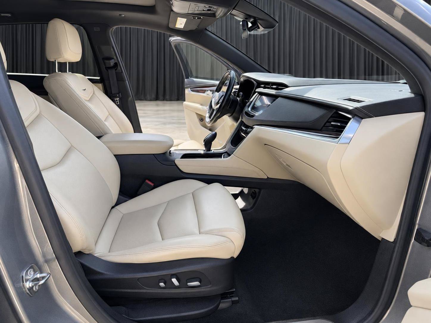 Used 2019 Cadillac XT5 Luxury AWD/4WD image 21