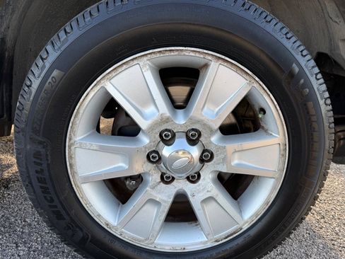 Used 2011 Ford F150 Lariat w/ Lariat Plus Pkg RWD image 25