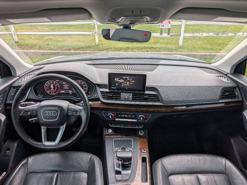 Used 2018 Audi Q5 2.0T Premium Plus w/ Premium Plus Package AWD/4WD image 32