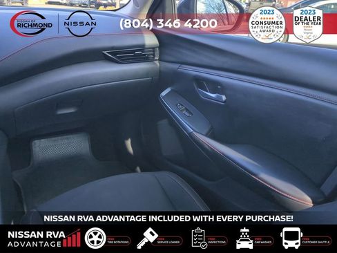 Used 2025 Nissan Sentra SR image 17