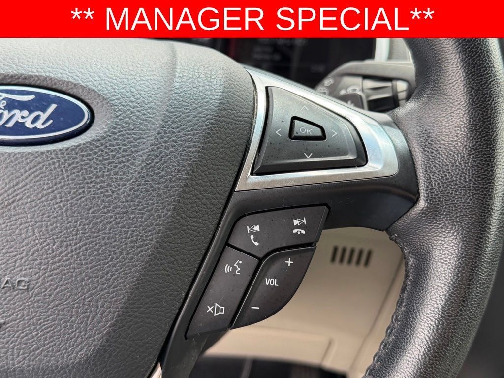 Used 2018 Ford Edge Titanium FWD image 20