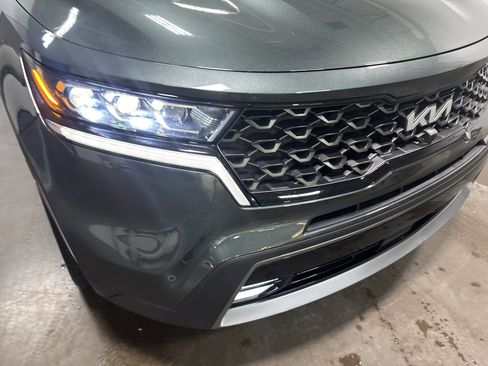 Used 2022 Kia Sorento SX Prestige image 41