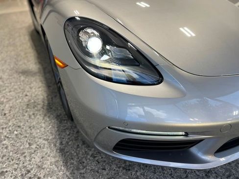 Used 2017 Porsche 718 Boxster RWD image 56