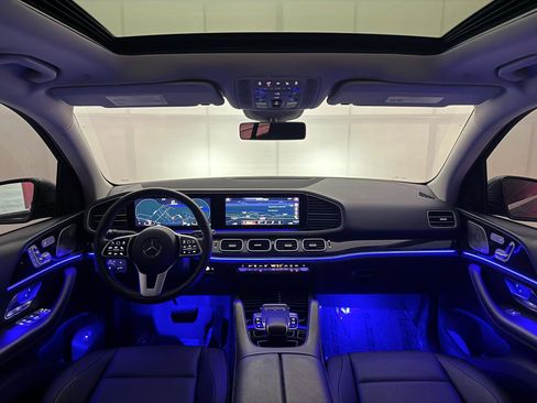 Used 2020 Mercedes-Benz GLE 350 4MATIC w/ Premium Package image 27