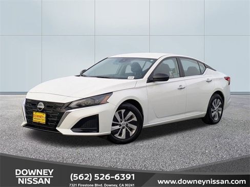 Certified 2025 Nissan Altima 2.5 S image 1