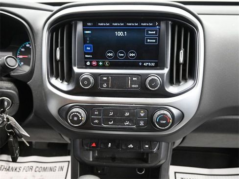 Used 2022 Chevrolet Colorado LT w/ LT Convenience Package image 13