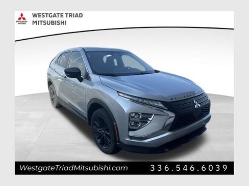 Used 2024 Mitsubishi Eclipse Cross LE AWD/4WD image 1