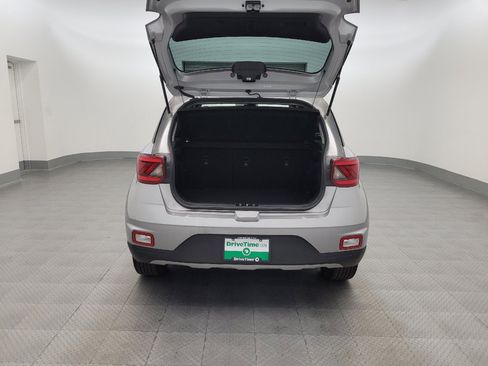 Used 2023 Hyundai Venue SEL w/ Cargo Package FWD image 29