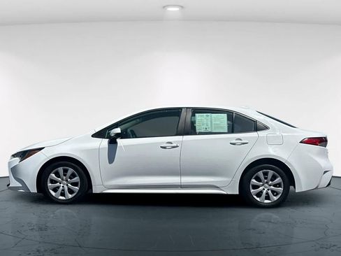 Used 2024 Toyota Corolla LE FWD image 9