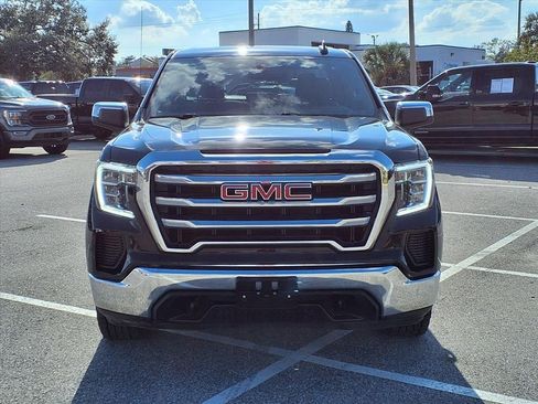 Used 2021 GMC Sierra 1500 SLE image 2