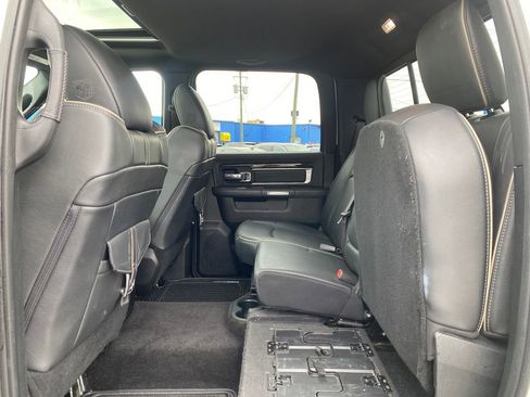 Used 2017 RAM 1500 Limited AWD/4WD image 17