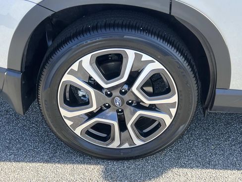 Certified 2025 Subaru Ascent Limited w/ Popular Package #1 image 17