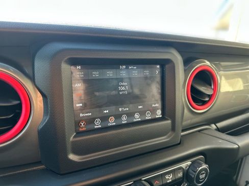 Used 2021 Jeep Wrangler Unlimited Sahara image 12