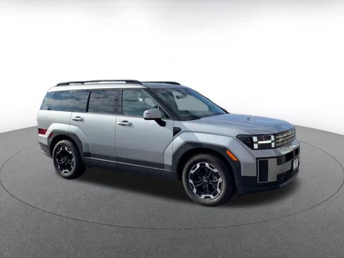 Used 2025 Hyundai Santa Fe SEL image 2