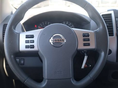 Used 2019 Nissan Frontier SV RWD image 12
