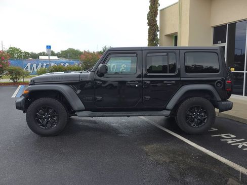 Used 2020 Jeep Wrangler Unlimited Sport AWD/4WD image 8
