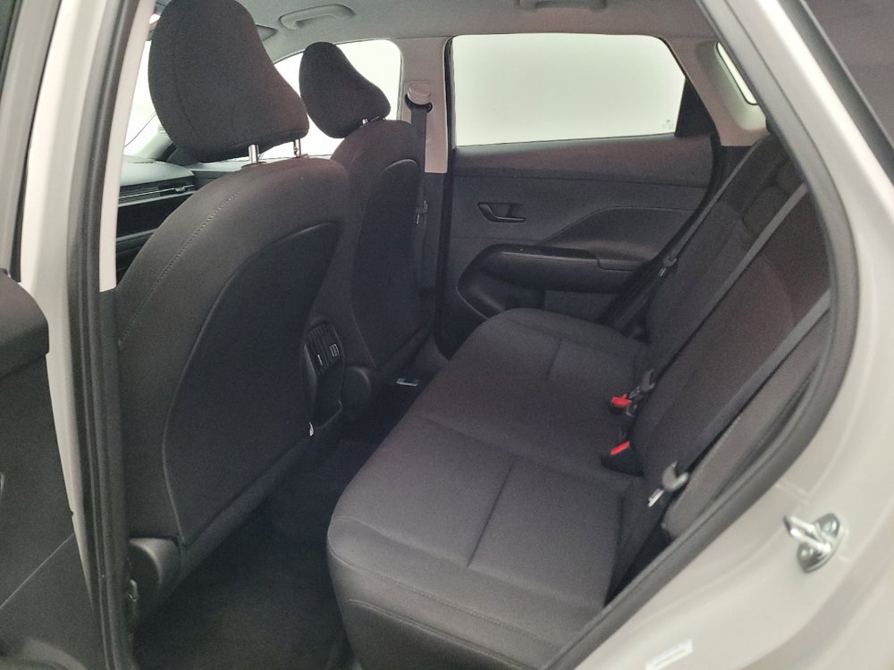 Used 2025 Hyundai Kona SEL FWD image 18