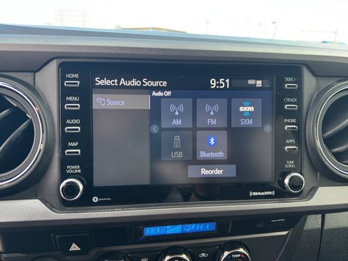 Used 2023 Toyota Tacoma TRD Off-Road image 25