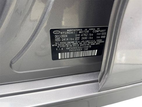 Used 2025 Genesis G70 2.5T image 87