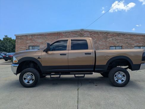 Used 2012 RAM 2500 ST w/ Chrome Appearance Group AWD/4WD image 7
