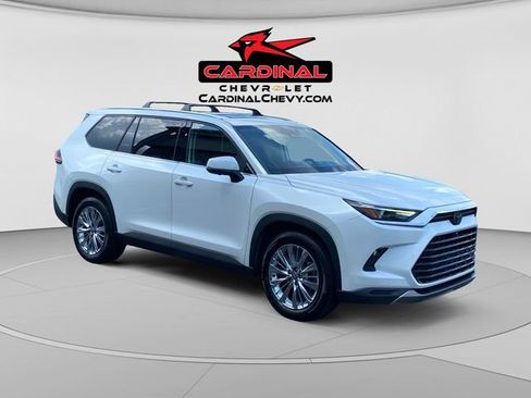Used 2024 Toyota Grand Highlander AWD image 1