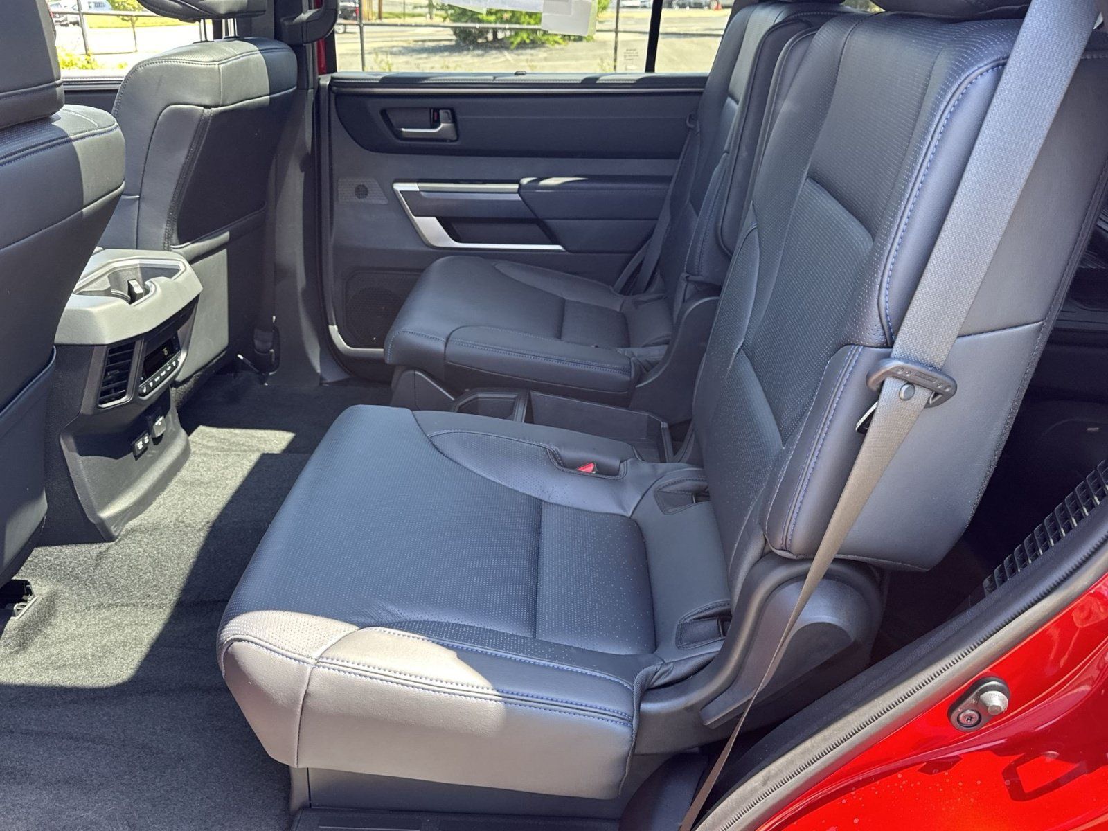 New 2026 Toyota Sequoia Platinum AWD/4WD image 32