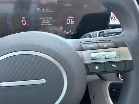 Used 2026 Hyundai Kona SE FWD image 41
