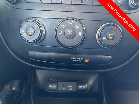 Used 2018 Kia Soul image 14