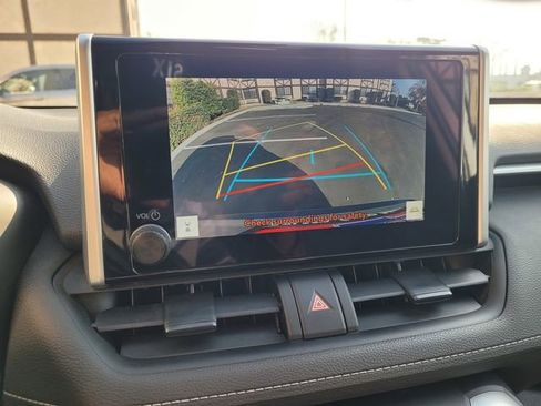 Used 2024 Toyota RAV4 LE image 17