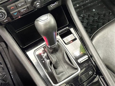 Used 2023 Jeep Compass Altitude w/ Sun and Sound Group image 15