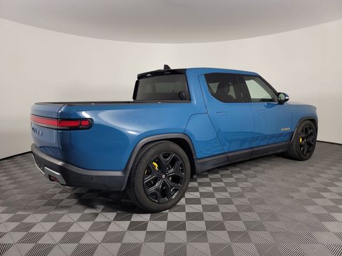Used 2023 Rivian R1T Adventure image 5
