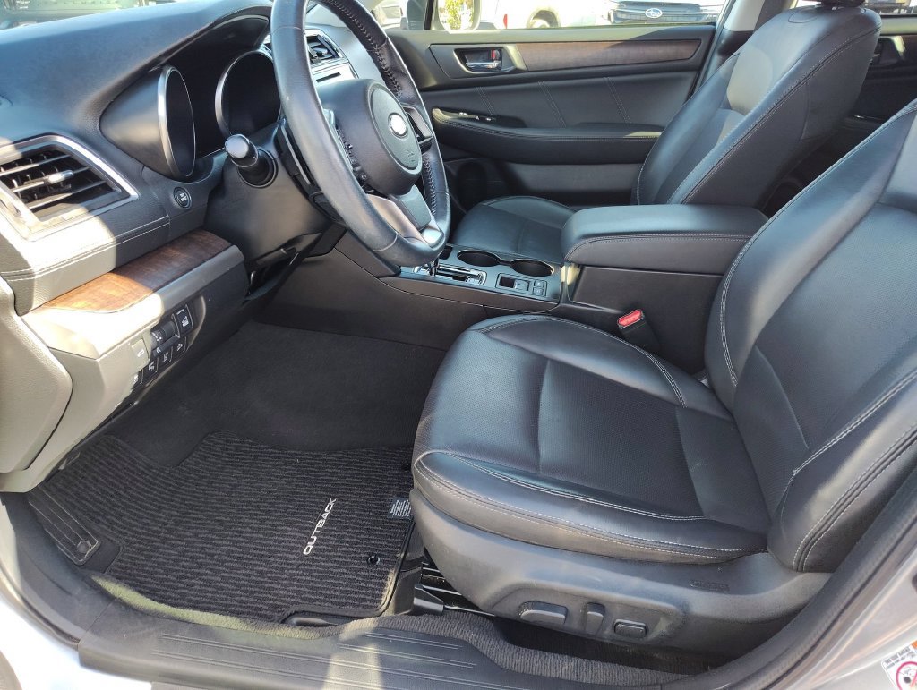 Used 2019 Subaru Outback 2.5i Limited AWD/4WD image 9