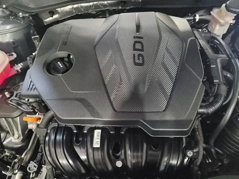 Used 2023 Hyundai Sonata SE FWD image 30