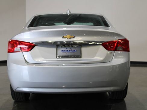 Used 2019 Chevrolet Impala LT image 8