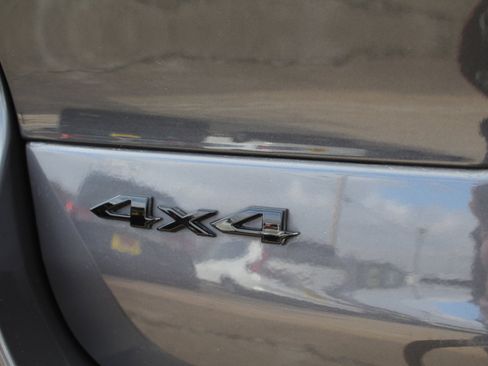 Used 2024 Jeep Grand Cherokee L Laredo image 67