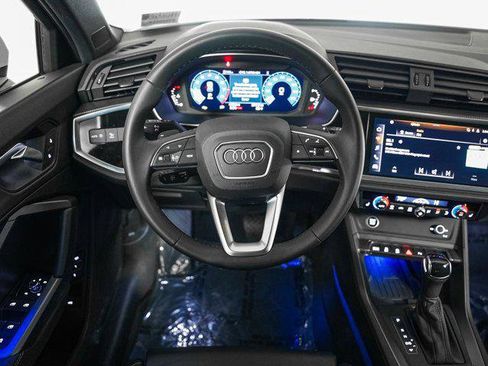 Used 2024 Audi Q3 2.0T Premium Plus w/ Premium Plus Package AWD/4WD image 15