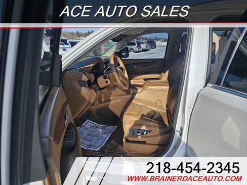 Used 2016 Cadillac Escalade ESV Platinum image 9