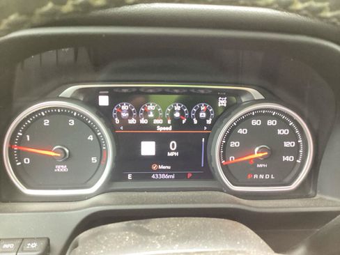 Used 2021 Chevrolet Silverado 3500 LTZ w/ LTZ Plus Package AWD/4WD image 13
