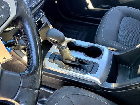 Used 2022 Chevrolet Colorado LT w/ Fleet Safety Package image 14