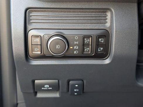 New 2026 Ford F250 Lariat w/ Black Appearance Package image 58