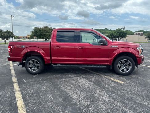 Used 2020 Ford F150 XLT w/ Equipment Group 302A Luxury AWD/4WD image 4
