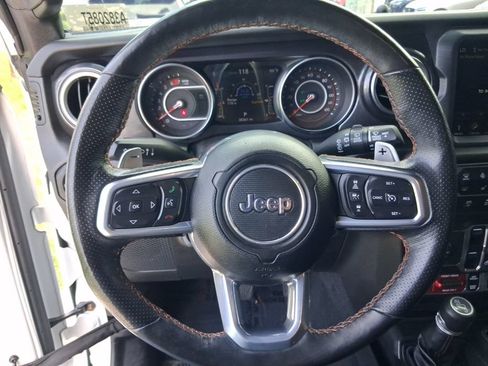 Used 2021 Jeep Wrangler Unlimited Rubicon AWD/4WD image 15