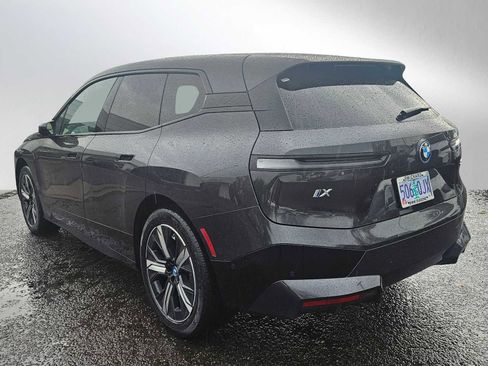 Used 2025 BMW iX xDrive50 image 5