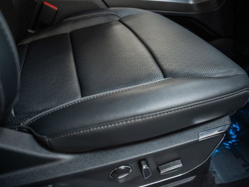 Certified 2024 Ford F150 Lariat w/ Equipment Group 502A High image 41