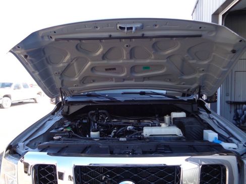 Used 2019 Nissan NV 3500 SL RWD image 54