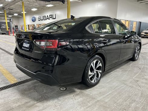 Used 2020 Subaru Legacy Premium image 8