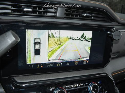 Used 2024 GMC Sierra 2500 AT4 w/ AT4 Premium Plus Package image 18