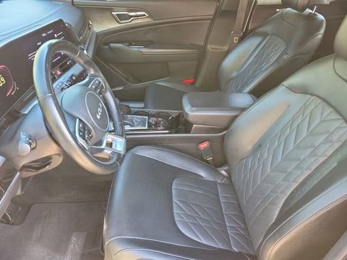 Used 2025 Kia Sportage X-Line w/ Premium Package image 9